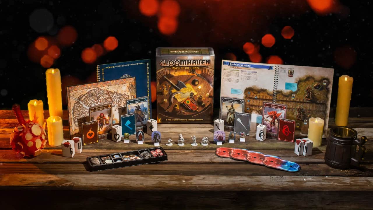 Gloomhaven: Jaws of the Lion full box and components | Source: cephalofair.com