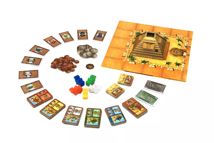 Camel Up (2014) board game components