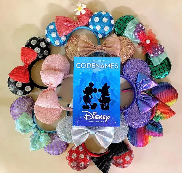 Codenames: Disney – Family Edition (2017)