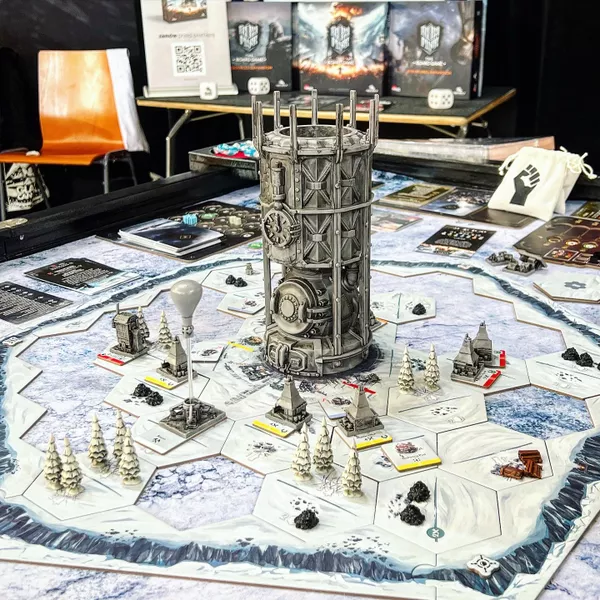 Frostpunk: The Board Game setup 1