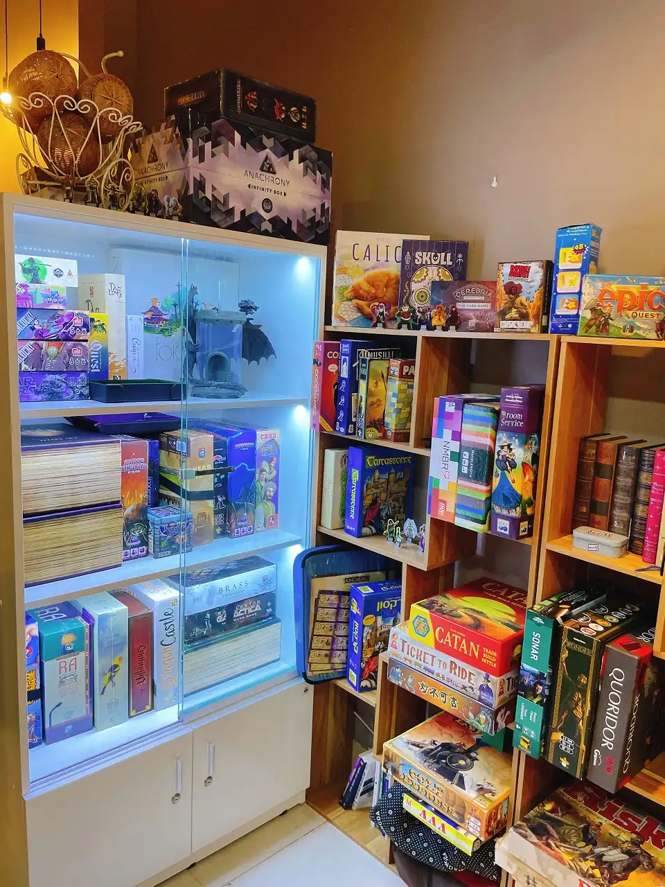 Wonderland Board Games & Drinks games