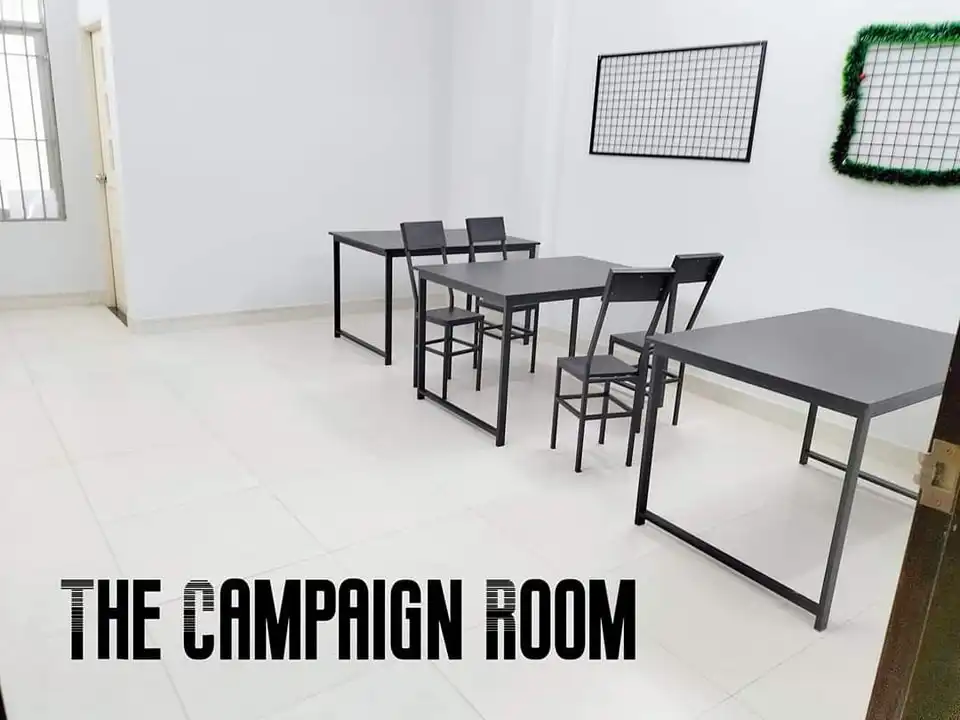 Phòng The Campaign Room