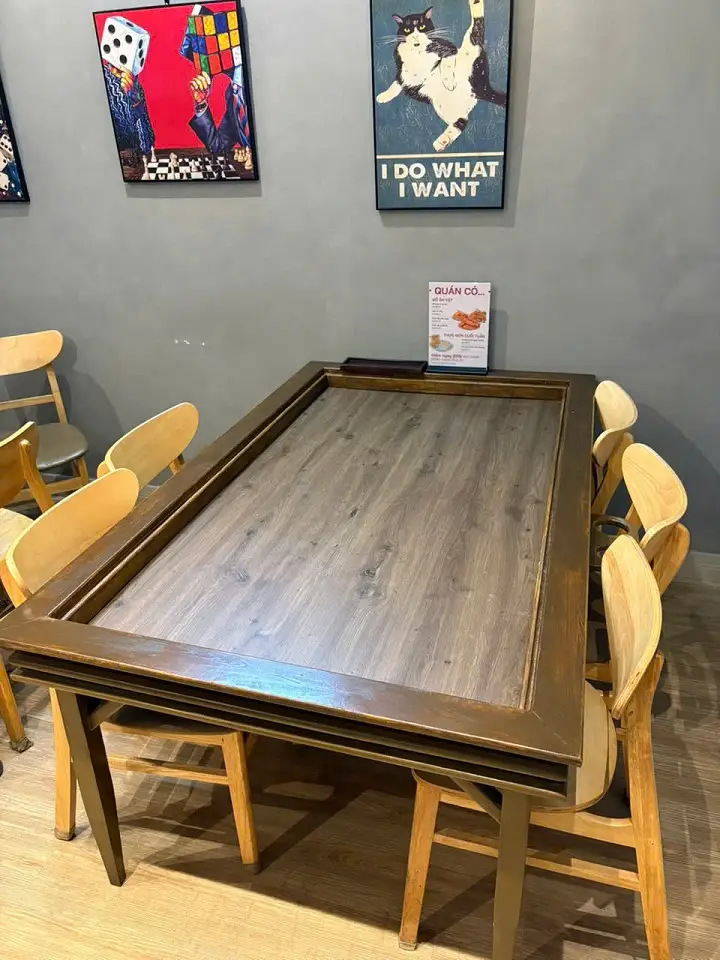 Bàn chữ nhật lớn dành cho các game chiến thuật