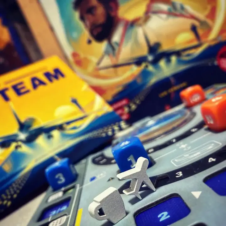 The close-up shoot of the game | Source: Uploaded by Yves Yen on Board Game Geek