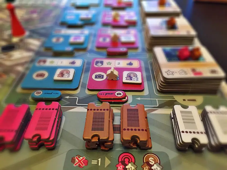 The Gallerist board game tickets, artists and their works of art | Source: Jason Paterson uploaded on Board Game Geek