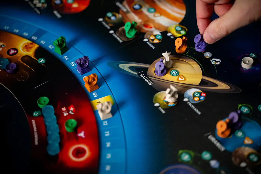 Probe landing on Saturn | Source: czechgames.com