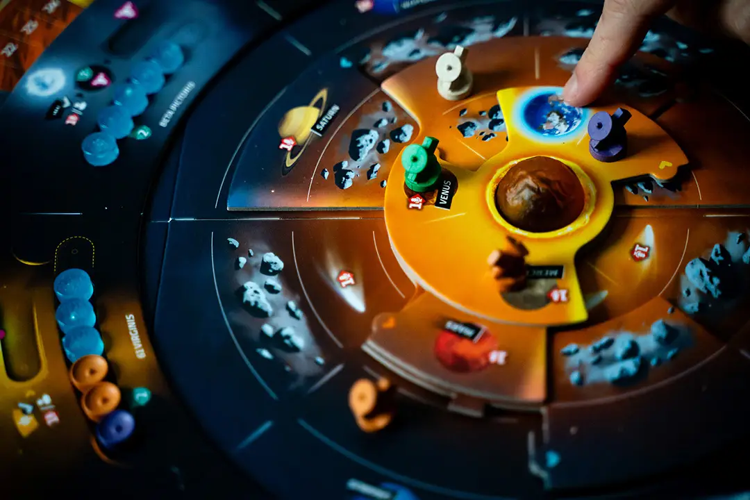 Probe flying in the solar system board | Source: czechgames.com