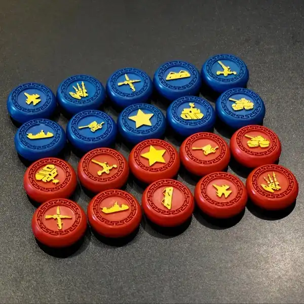 Two set pieces of commander chess