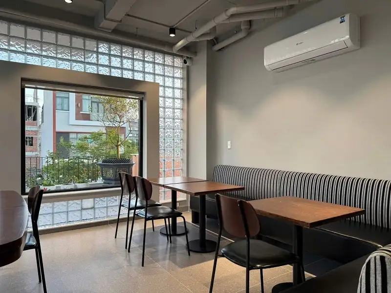 Space in the 2nd floor